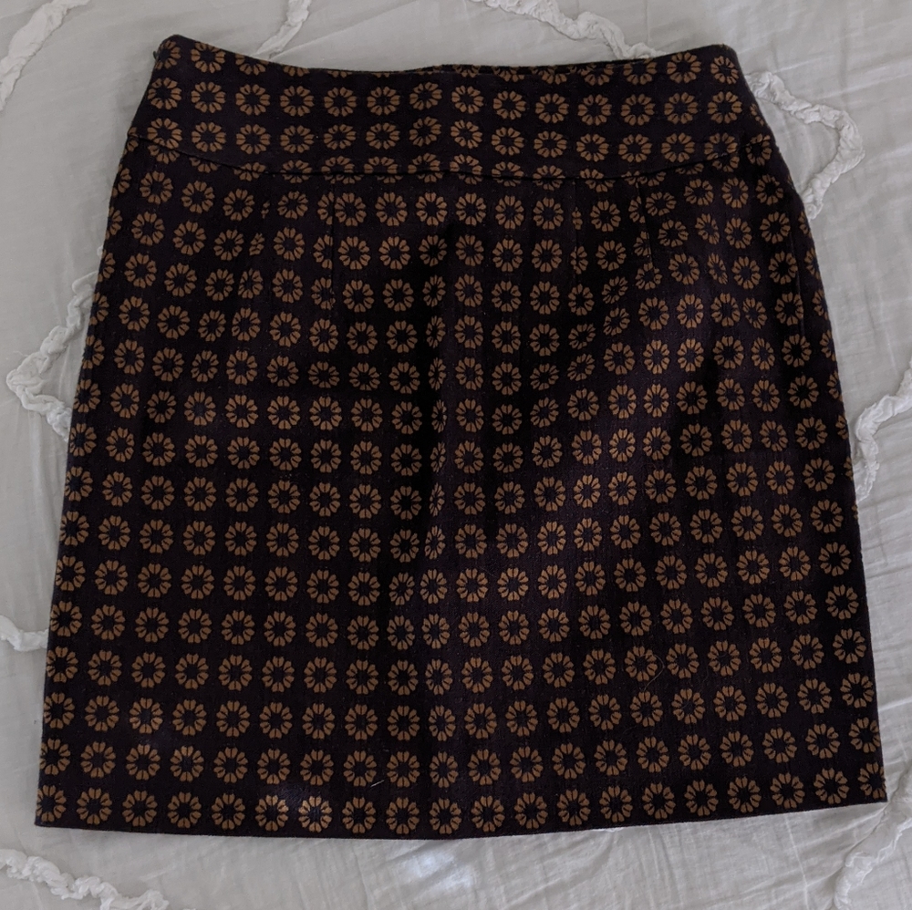 NWT Patterned Loft Pencil Skirt